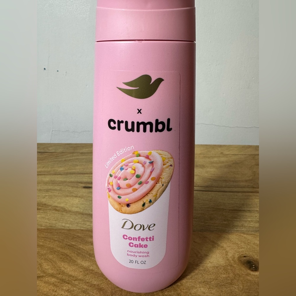 Dove Crumbl Confetti Cake 20oz